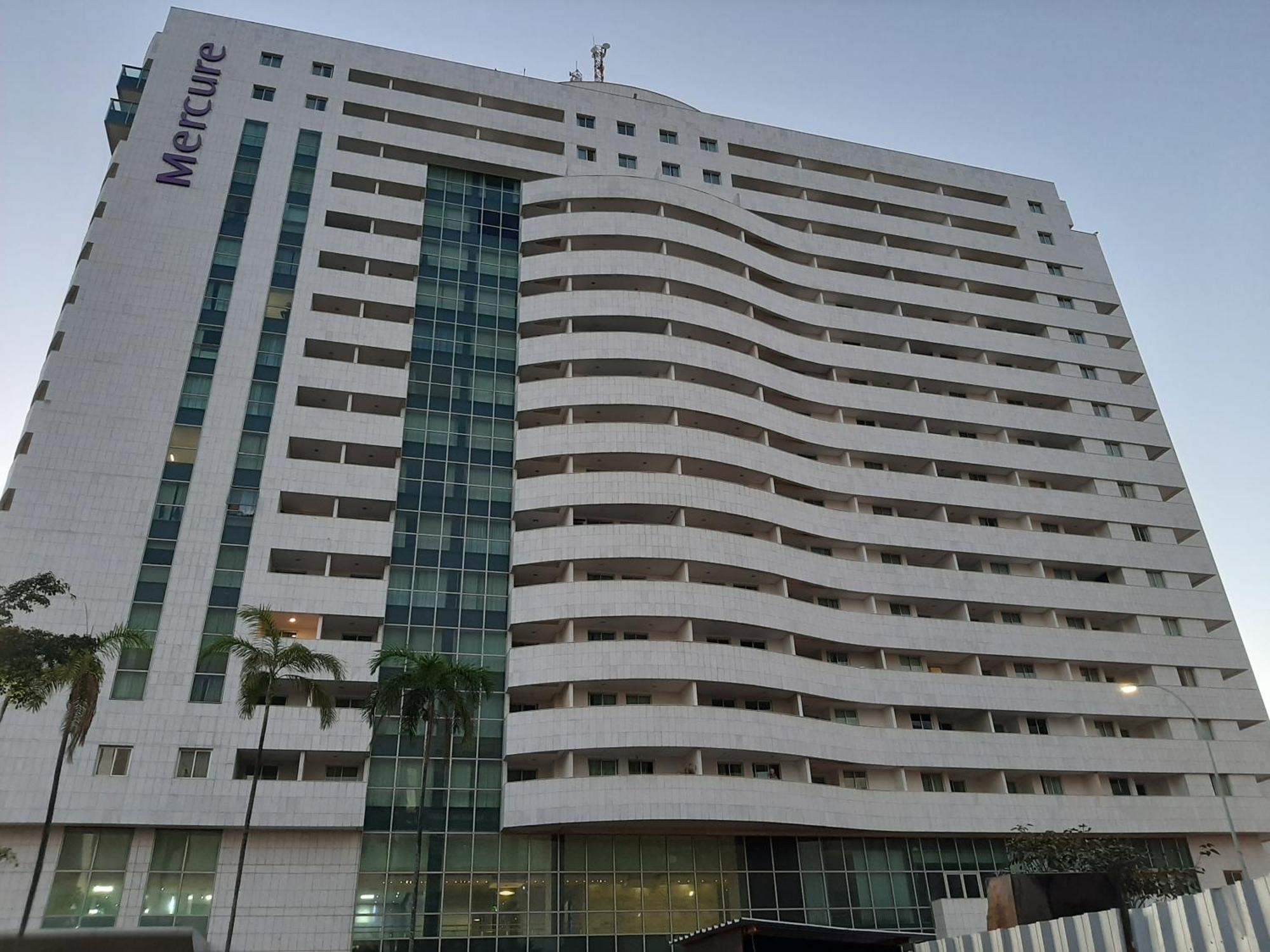Flat Brasilia 50M2 Com Varanda Exterior photo