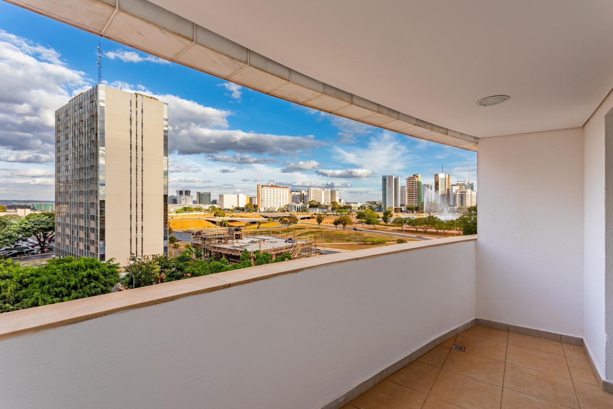 Flat Brasilia 50M2 Com Varanda Exterior photo