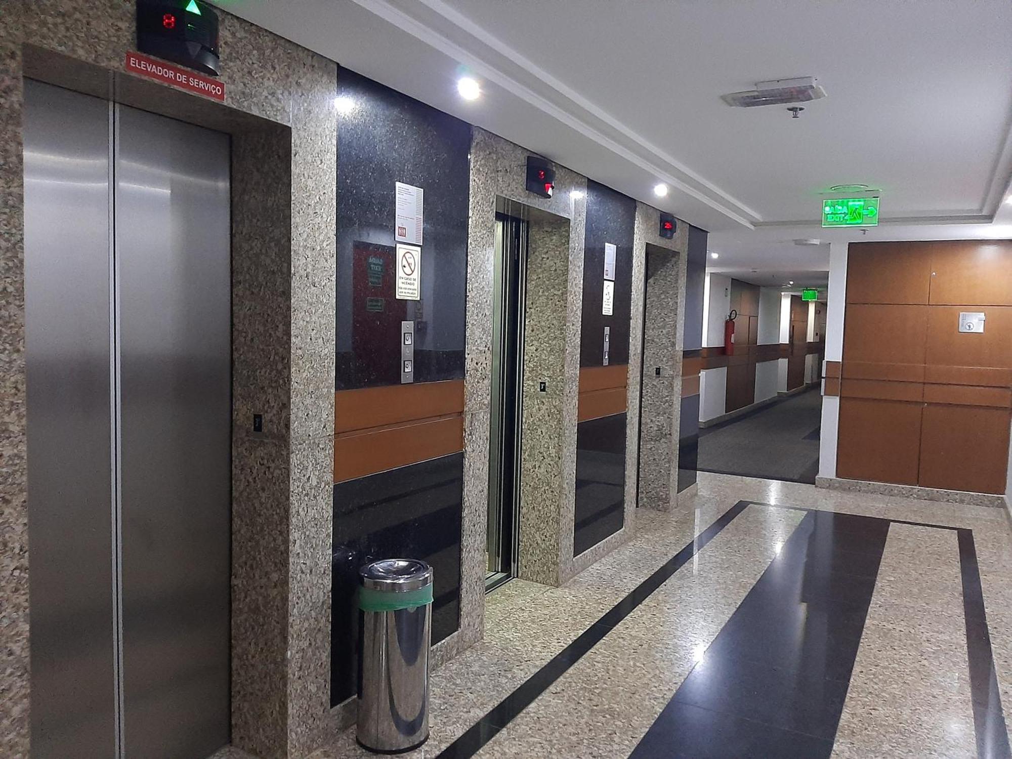 Flat Brasilia 50M2 Com Varanda Exterior photo