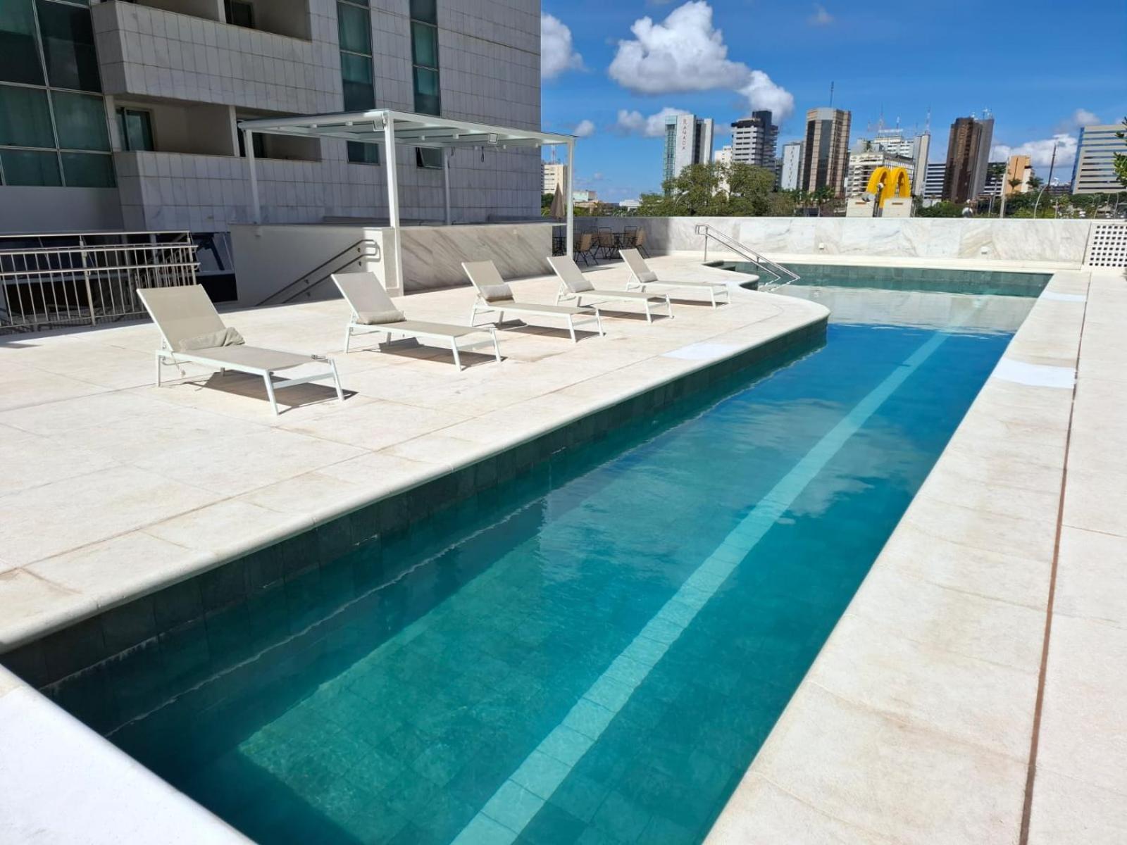 Flat Brasilia 50M2 Com Varanda Exterior photo
